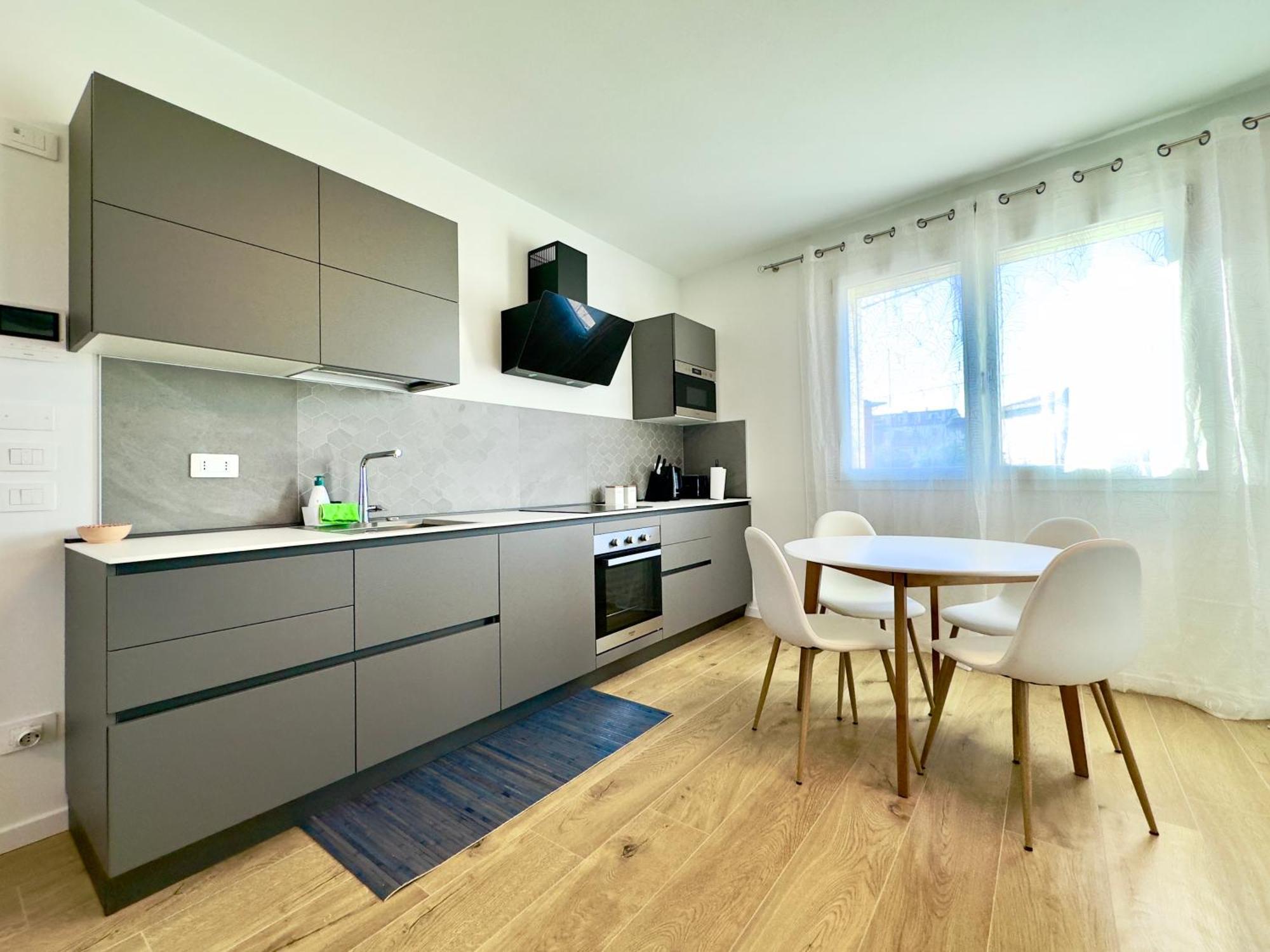 Apartment 20 Min Modern With Terrace *
